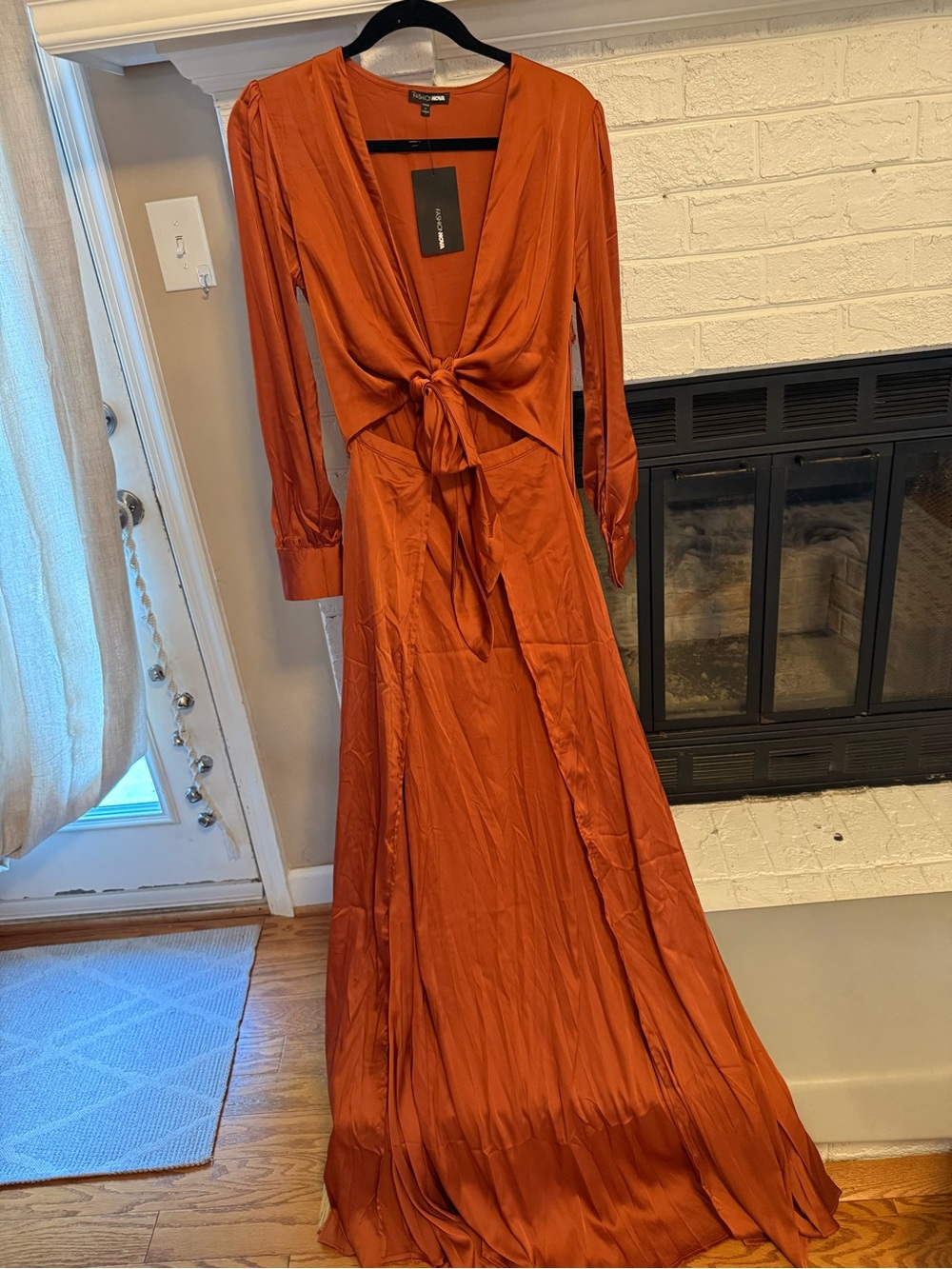 Fashion Nova Rust-Tone Long Sleeve Tie-Front Maxi Dress